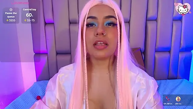  sowy venus  online show from November 11, 2025, 8:58 pm