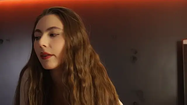 Snapshot of MuseSolis chatting on September 23, 2025, 10:17 pm MuseSolis online show from September 23, 2025, 10:17 pm