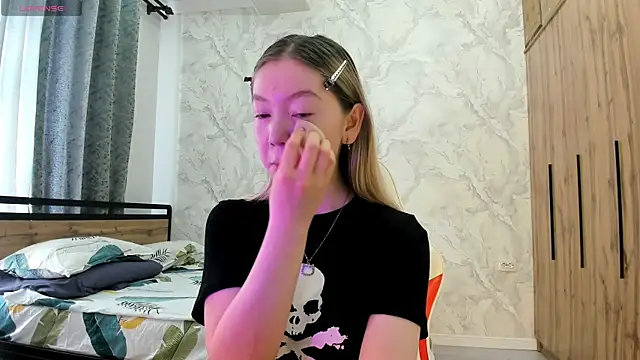 Babby Rabbit online show from April 18, 2026, 8:38 am