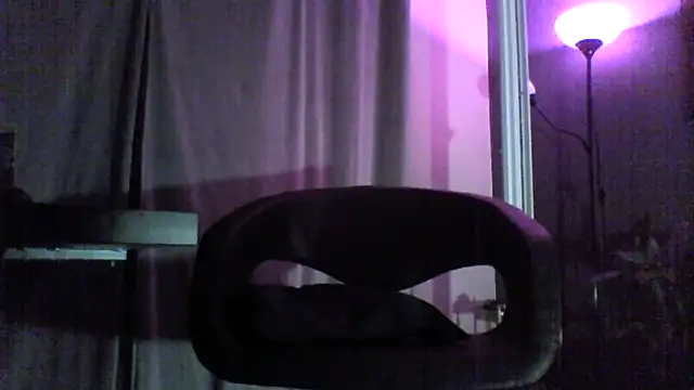 Snapshot of Avamereandmikel chatting on July 17, 2026, 10:07 pm Avamereandmikel online show from July 17, 2026, 10:07 pm