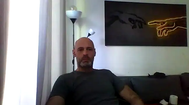 Avamereandmikel online show from December 26, 2024, 11:21 am