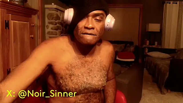 Snapshot of sinnernoir chatting on October 25, 2025, 9:41 am sinnernoir online show from October 25, 2025, 9:41 am