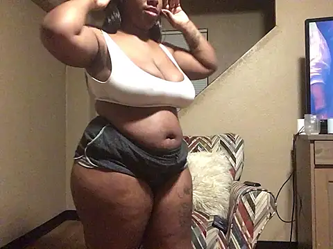 Snapshot of Eboni03 chatting on February 10, 2025, 4:52 am Eboni03 online show from February 10, 2025, 4:52 am