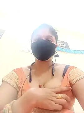 Cute-Aadhvita online show from October 17, 2025, 4:09 pm