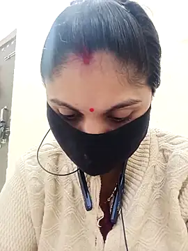 Cute-Aadhvita online show from November 11, 2025, 3:45 am