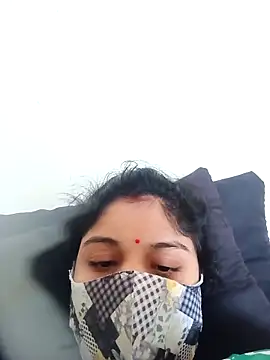 Cute-Aadhvita online show from September 15, 2025, 1:17 am