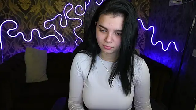 Snapshot of ShinyShyy chatting on March 1, 2025, 7:19 am ShinyShyy online show from March 1, 2025, 7:19 am