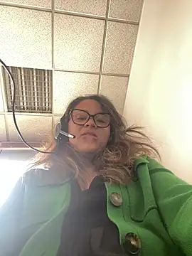 Snapshot of ImImmy chatting on February 24, 2025, 4:36 pm ImImmy online show from February 24, 2025, 4:36 pm