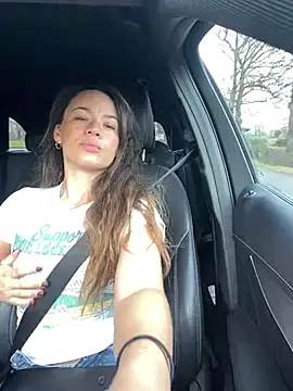 Snapshot of ImImmy chatting on January 8, 2025, 12:05 pm ImImmy online show from January 8, 2025, 12:05 pm