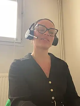 Snapshot of ImImmy chatting on February 25, 2025, 12:16 pm ImImmy online show from February 25, 2025, 12:16 pm