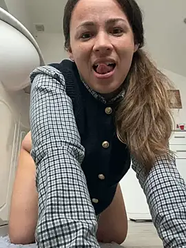 Snapshot of ImImmy chatting on February 22, 2025, 5:02 pm ImImmy online show from February 22, 2025, 5:02 pm