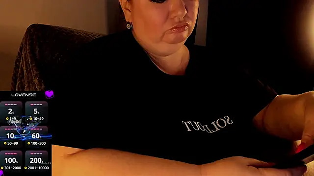 Snapshot of SexxyDreams1 chatting on March 11, 2025, 3:04 am SexxyDreams1 online show from March 11, 2025, 3:04 am