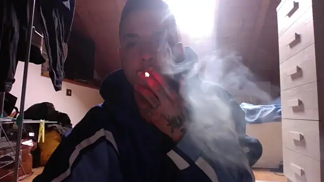 Snapshot of FTM98xxx chatting on March 5, 2026, 11:07 am FTM98xxx online show from March 5, 2026, 11:07 am