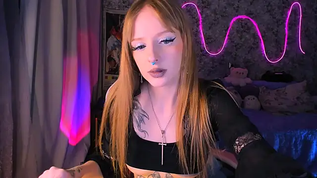 Snapshot of Inma_Lewdness chatting on February 20, 2025, 6:35 pm Inma Lewdness online show from February 20, 2025, 6:35 pm