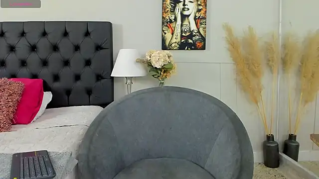 Robin Rief online show from March 14, 2025, 3:15 am