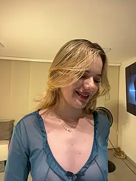 NicoleCut online show from January 19, 2026, 10:41 am