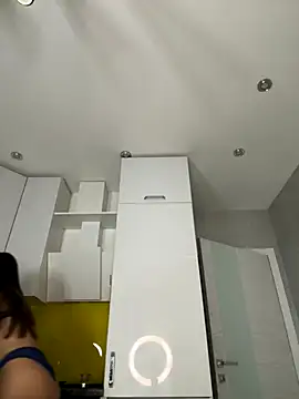 Snapshot of VelvetVixenI chatting on October 15, 2025, 2:25 pm VelvetVixenI online show from October 15, 2025, 2:25 pm