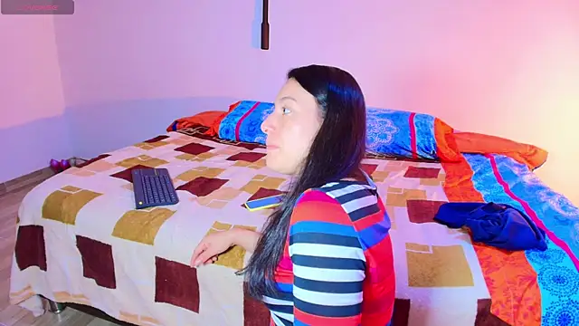 JeremmyAndStacy online show from November 13, 2025, 3:54 am