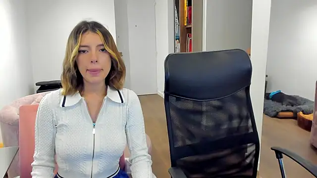 savage sweethearts online show from March 22, 2025, 4:24 am