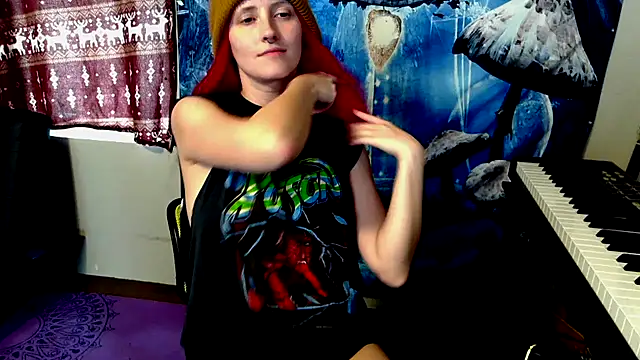  hellostormy  online show from October 21, 2025, 5:23 pm