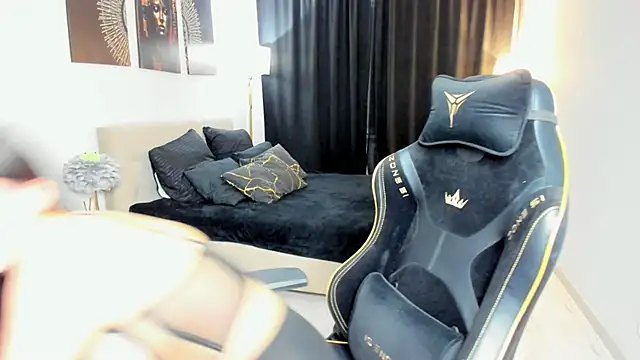 AlluringAriel online show from February 8, 2026, 7:22 pm