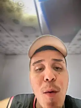 Snapshot of adam-rivera chatting on November 5, 2025, 6:11 pm adam-rivera online show from November 5, 2025, 6:11 pm