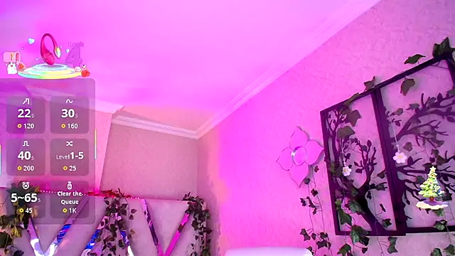 Snapshot of Aurora_Brownn chatting on December 4, 2025, 5:17 am Aurora Brownn online show from December 4, 2025, 5:17 am