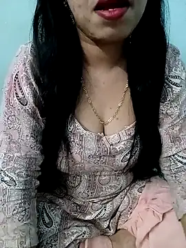 Haniya-143 online show from November 9, 2025, 10:03 pm