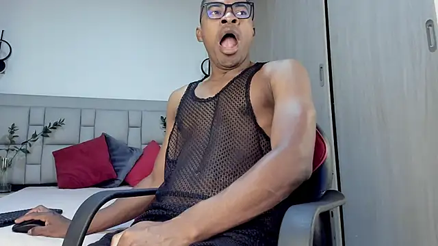 Snapshot of JEFFREY_COTTOM chatting on September 18, 2025, 11:57 am JEFFREY COTTOM online show from September 18, 2025, 11:57 am