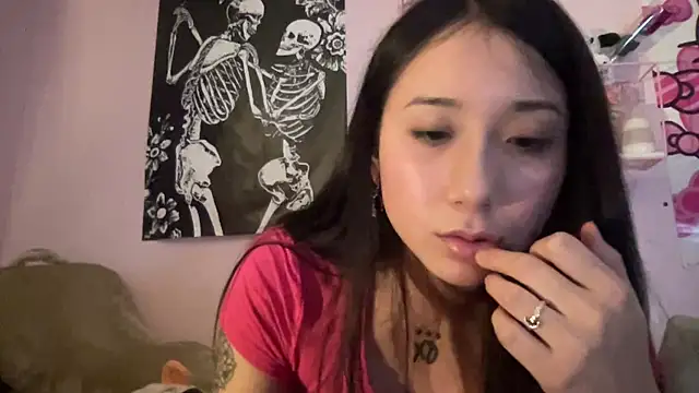 Snapshot of tokyobaby chatting on December 19, 2024, 6:12 am tokyobaby online show from December 19, 2024, 6:12 am