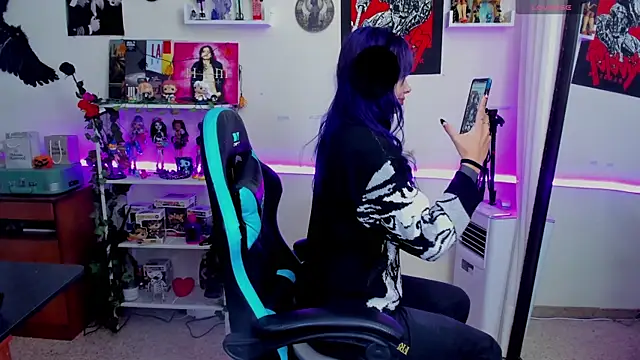 Snapshot of _sakae_ chatting on November 19, 2025, 5:46 pm sakae online show from November 19, 2025, 5:46 pm