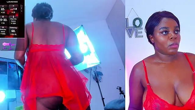 Snapshot of mia-brit chatting on February 4, 2025, 12:29 am mia-brit online show from February 4, 2025, 12:29 am