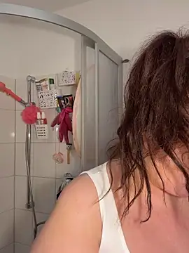 Engel mia online show from March 15, 2026, 11:39 am