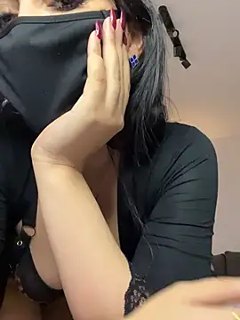 Snapshot of reema6969 chatting on February 15, 2025, 11:25 pm reema6969 online show from February 15, 2025, 11:25 pm