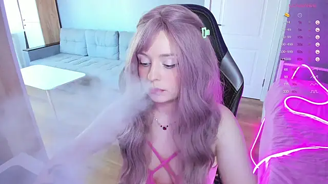 Snapshot of Amy_honey_angel chatting on September 9, 2025, 11:30 am Amy honey angel online show from September 9, 2025, 11:30 am