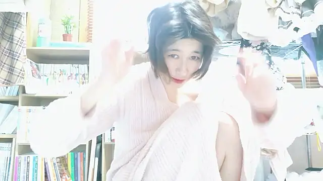 Snapshot of morikawa_sayaka chatting on October 17, 2025, 11:39 pm morikawa sayaka online show from October 17, 2025, 11:39 pm