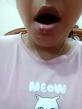 Fuck Girl Nuri online show from May 6, 2026, 10:08 am