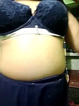 Snapshot of Fuck_Girl_Nuri chatting on March 2, 2025, 5:52 pm Fuck Girl Nuri online show from March 2, 2025, 5:52 pm