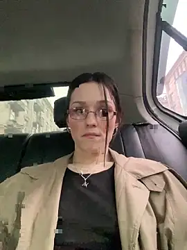 Mia Mia M online show from April 4, 2026, 2:45 pm