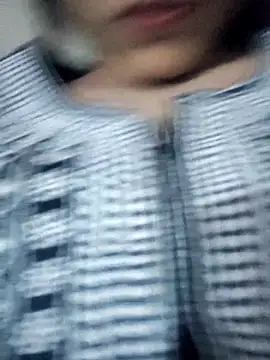 Babby girl08 online show from October 31, 2025, 7:21 pm