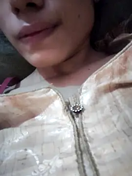 Babby girl08 online show from October 27, 2025, 6:03 am