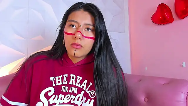 CarlaAlvez online show from March 6, 2025, 11:31 pm