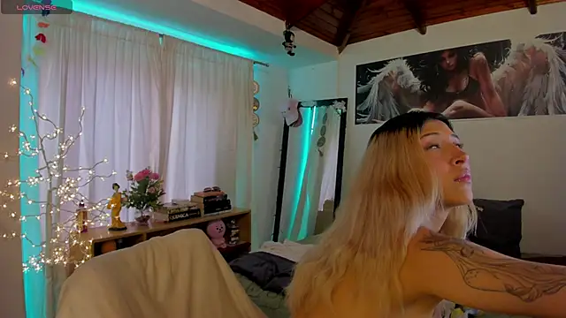 Snapshot of cuteweed420 chatting on June 2, 2026, 9:48 pm cuteweed420 online show from June 2, 2026, 9:48 pm