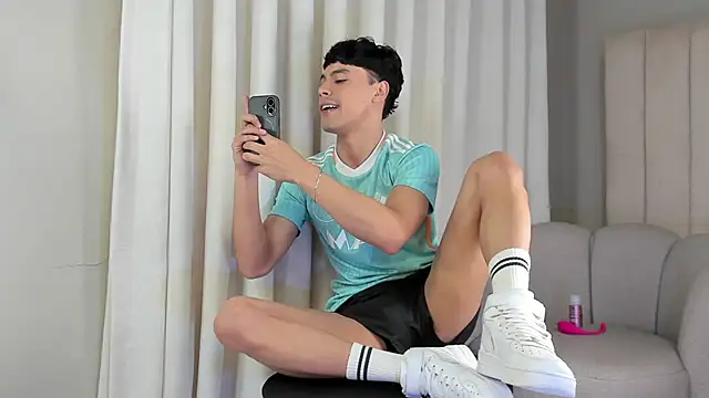 Dammon Stallion online show from November 19, 2025, 3:23 pm