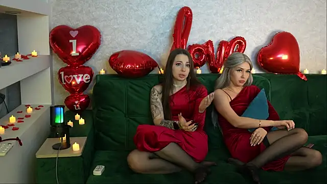 BestModelsDuo online show from February 15, 2025, 4:47 am