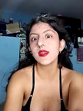 Snapshot of LoveElectra chatting on January 2, 2025, 12:34 am LoveElectra online show from January 2, 2025, 12:34 am