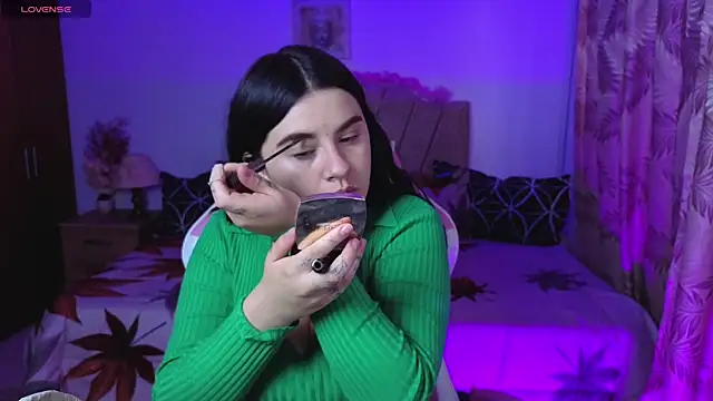 SaraBraun  online show from September 8, 2025, 2:16 pm