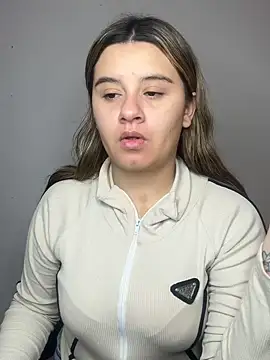 Snapshot of SaraBraun_ chatting on May 12, 2026, 5:30 pm SaraBraun online show from May 12, 2026, 5:30 pm