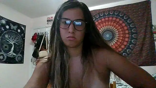 Snapshot of naughtynadia0502 chatting on July 22, 2026, 12:23 am naughtynadia0502 online show from July 22, 2026, 12:23 am