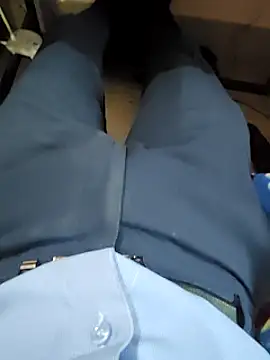 Snapshot of bananadick____ chatting on January 17, 2025, 8:34 am bananadick     online show from January 17, 2025, 8:34 am